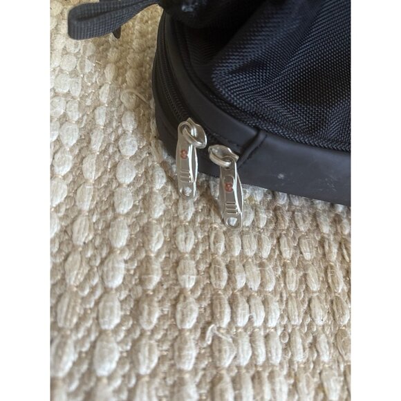 SWISSGEAR Travel Dopp Kit Blue 4 Compartments Inner Pockets Toiletry Dopp Kit - Picture 4 of 7